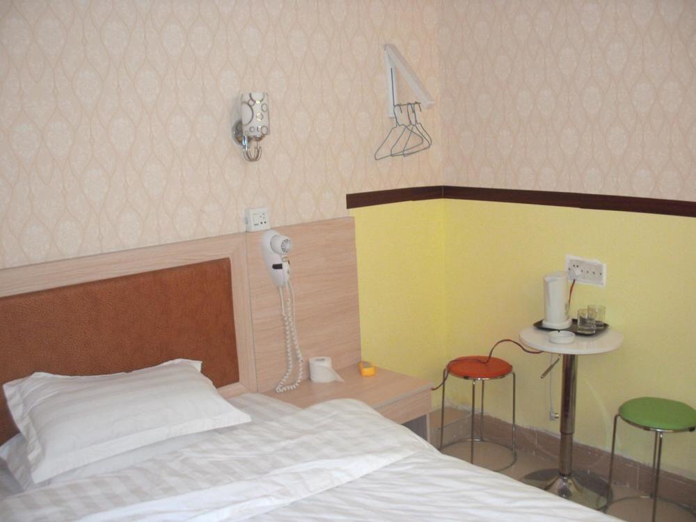 Guangzhou Jinwang Hotel Renhezhen Екстер'єр фото